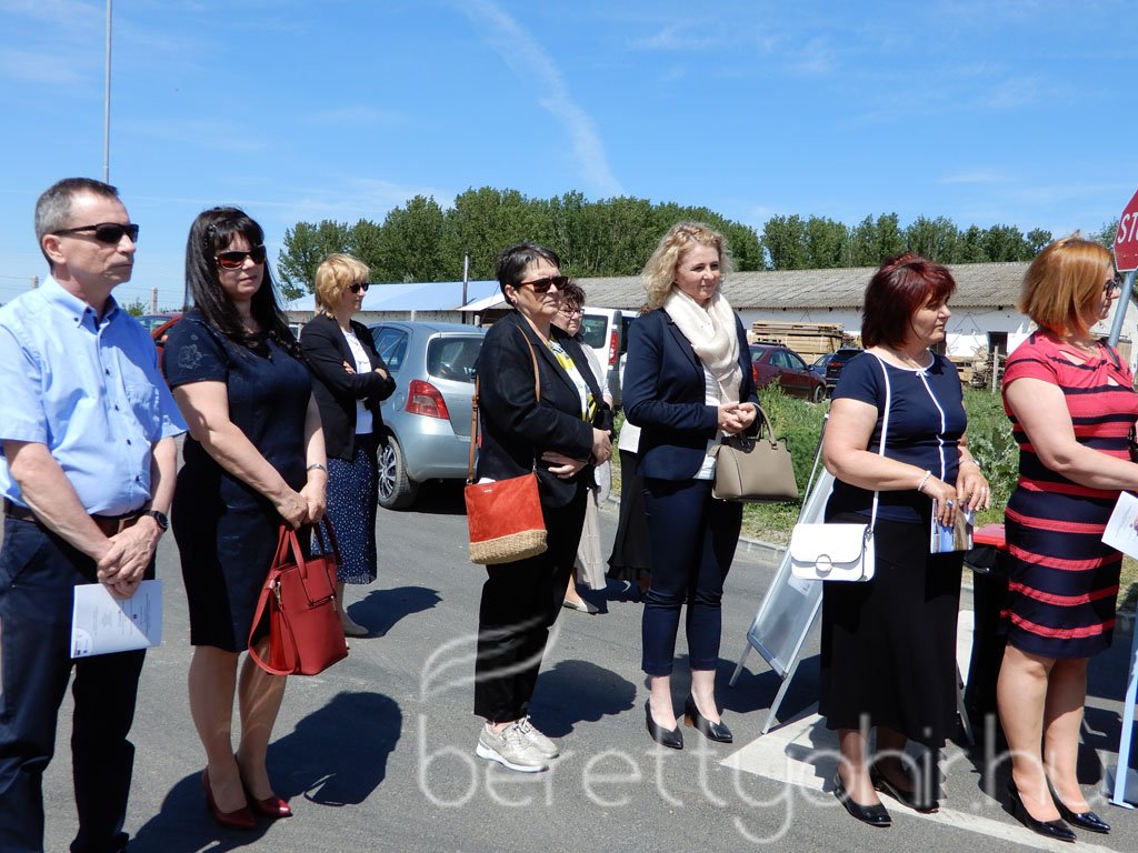 Északi iparterület átadása 03